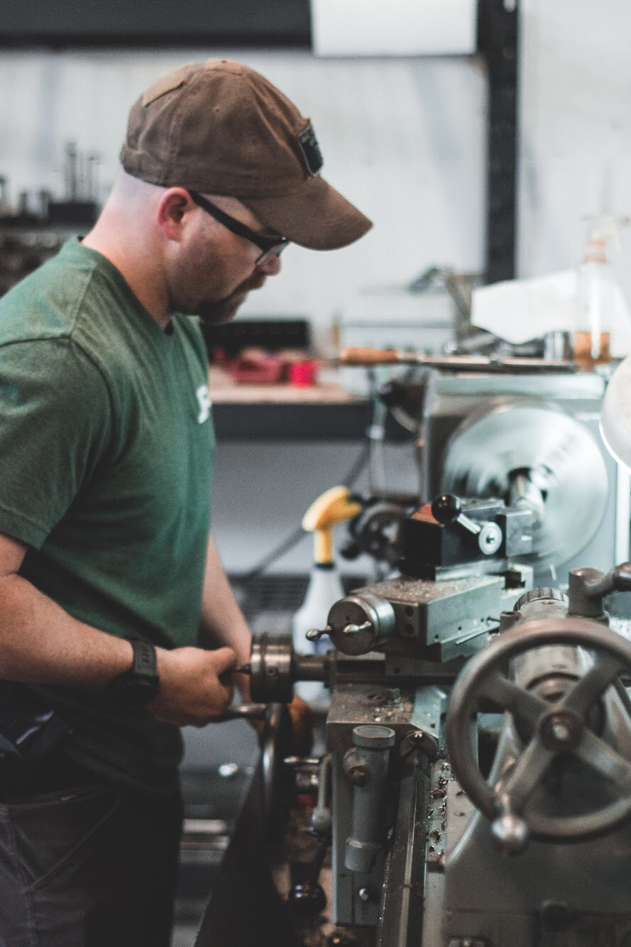 Custom knives made in the USA by Jake Hoback – Hoback Customs